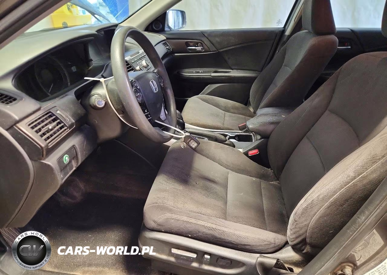 2015 Honda Accord Hybrid VIN:1HGCR6F3XFA000518 - 7