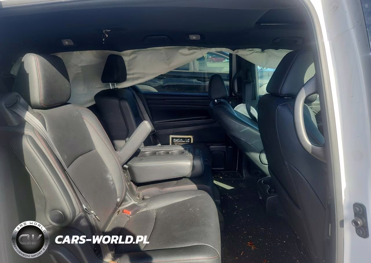 2025 Honda Odyssey Sport-L VIN:5FNRL6H73SB035042 - 11
