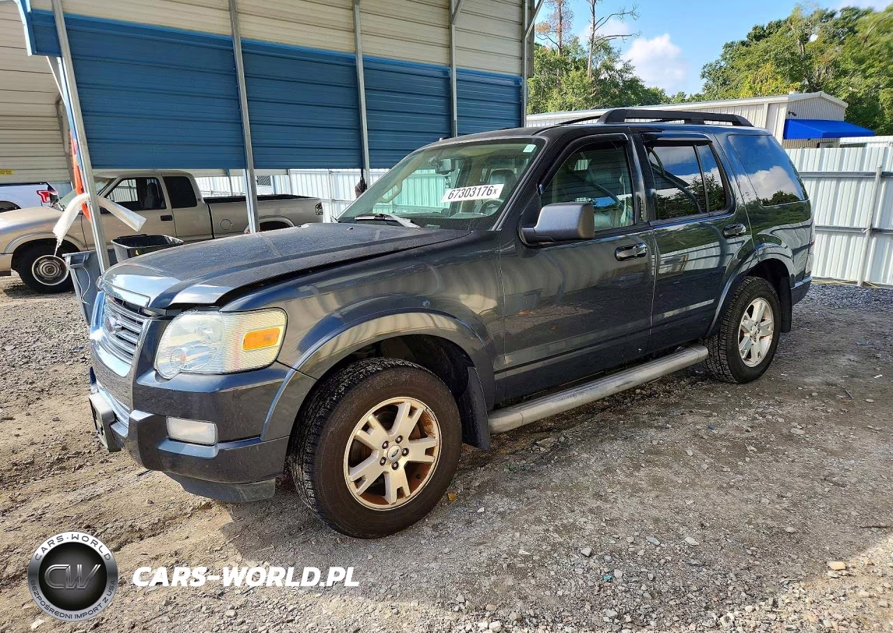 2010 Ford Explorer Xlt