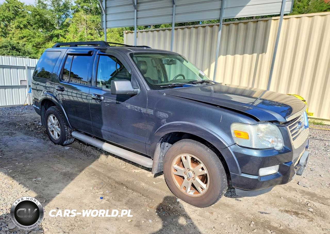 2010 Ford Explorer Xlt VIN:1FMEU7DE4AUA56117 - 4