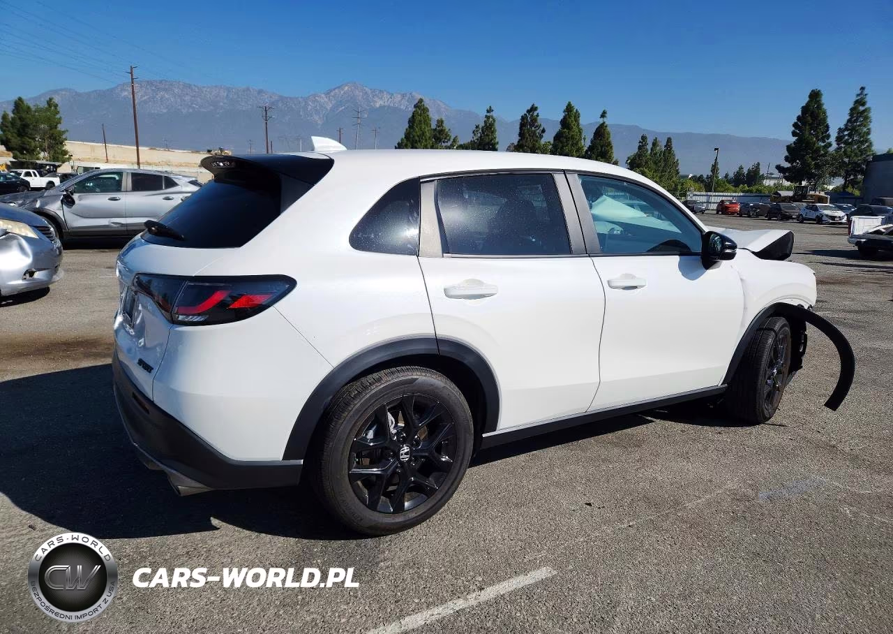 2025 Honda Hr-V Sport VIN:3CZRZ1H56SM735028 - 3