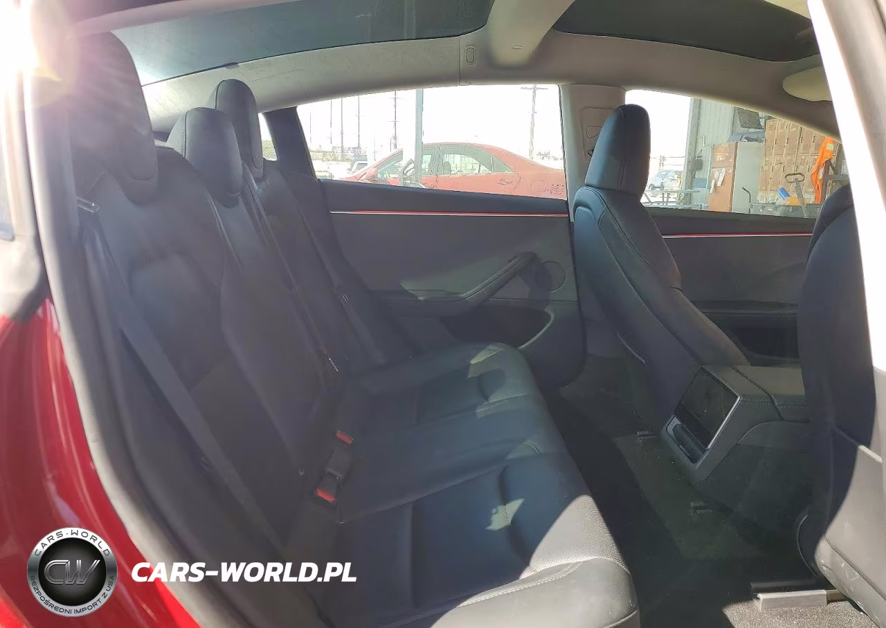 2024 Tesla Model 3 VIN:5YJ3E1EA1RF871879 - 10