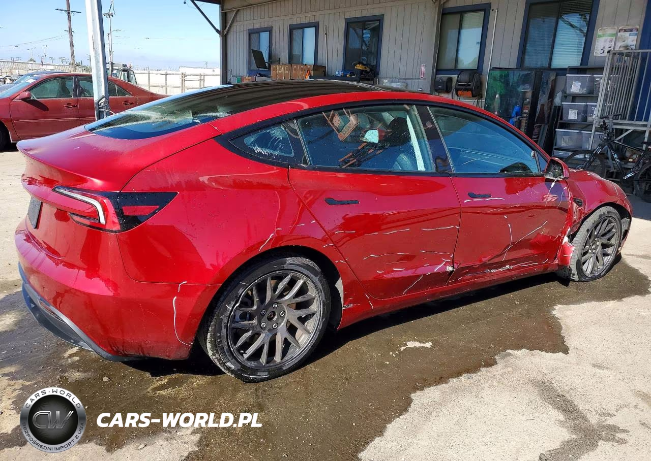 2024 Tesla Model 3 VIN:5YJ3E1EA1RF871879 - 3