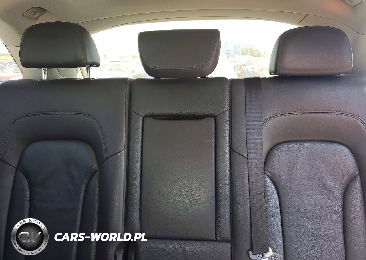 2016 Audi Q5 Premium Plus VIN:WA1L2AFP8GA030198 - 10