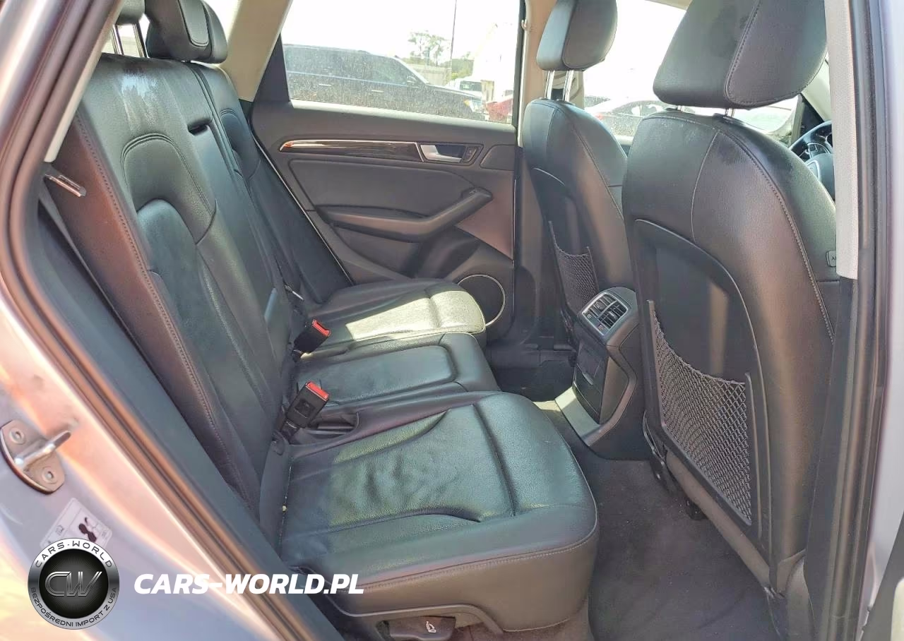 2016 Audi Q5 Premium Plus VIN:WA1L2AFP8GA030198 - 11