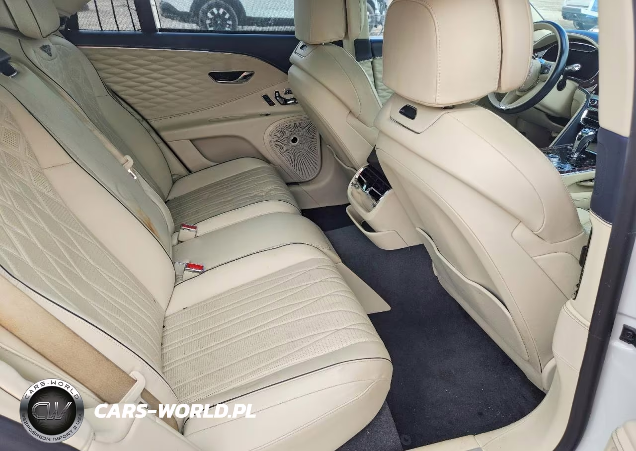 2022 Bentley Flying Spur VIN:SCBBR6ZG2NC098183 - 10