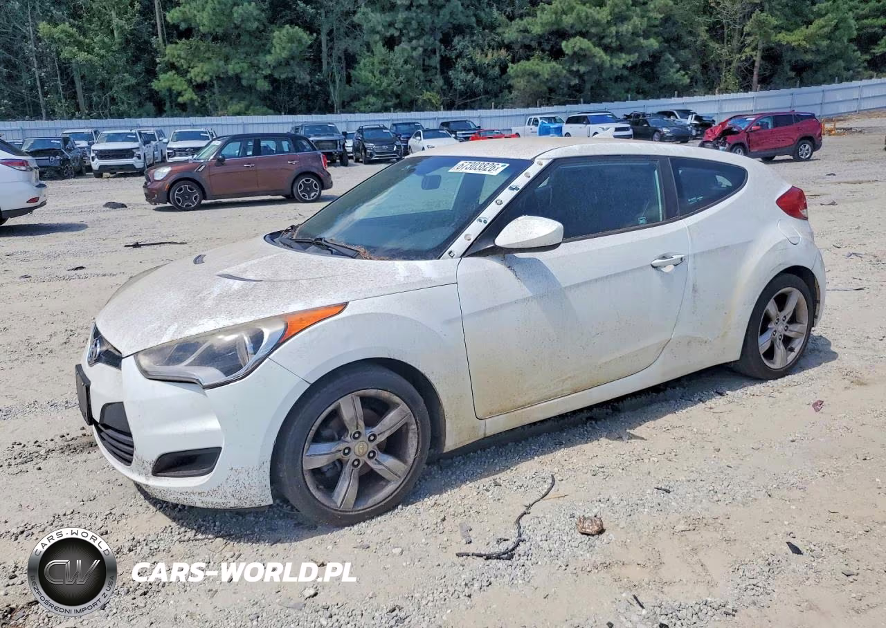 2015 Hyundai Veloster Base