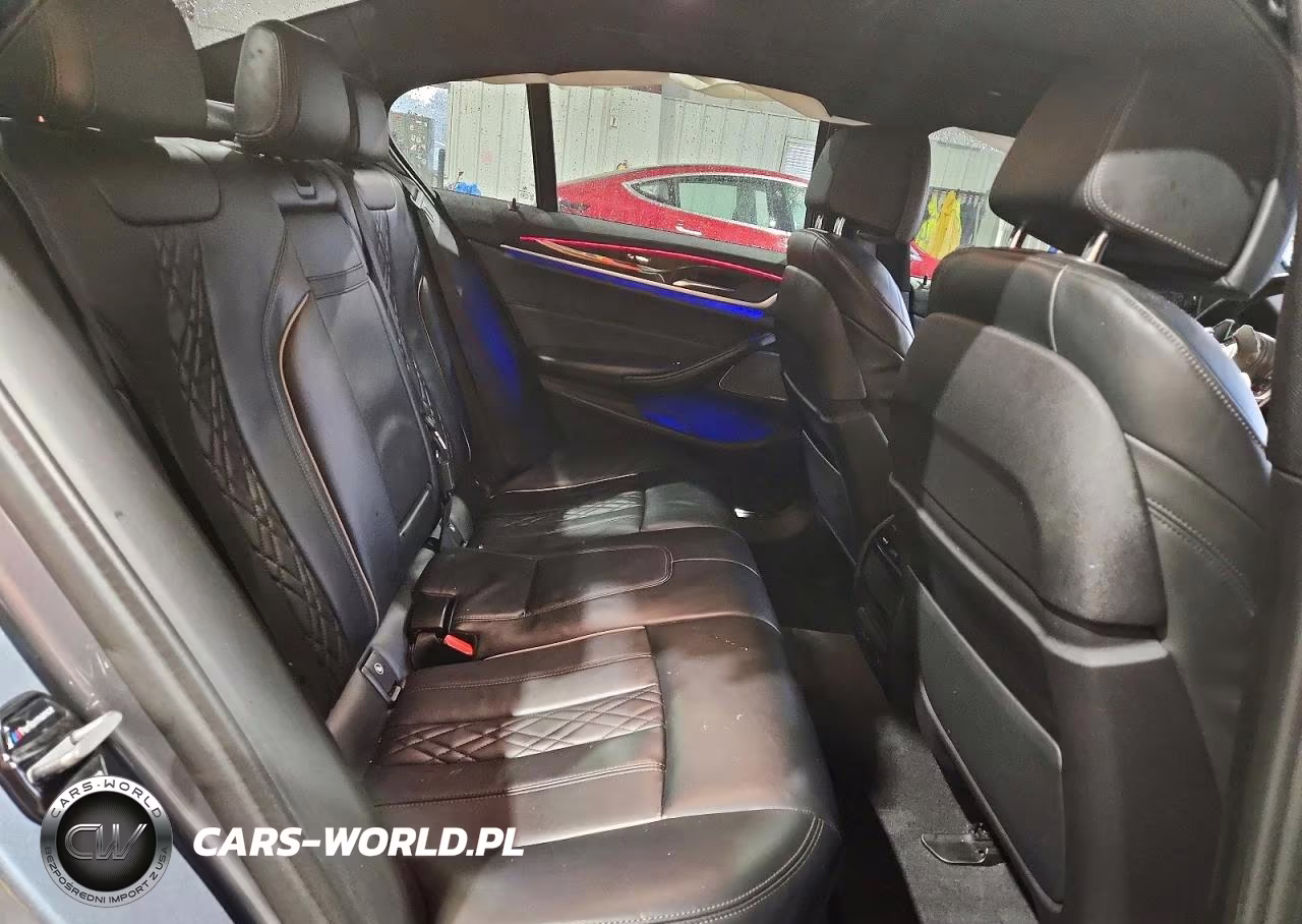 2019 BMW M550Xi VIN:WBAJB9C55KB289360 - 10
