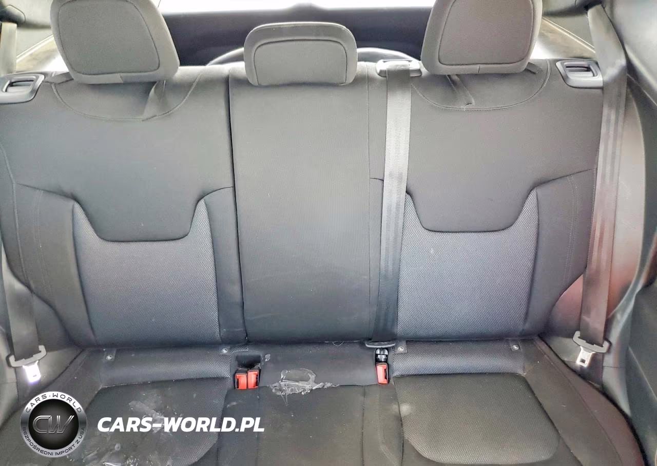 2018 Jeep Renegade Sport VIN:ZACCJBAB5JPH68512 - 10