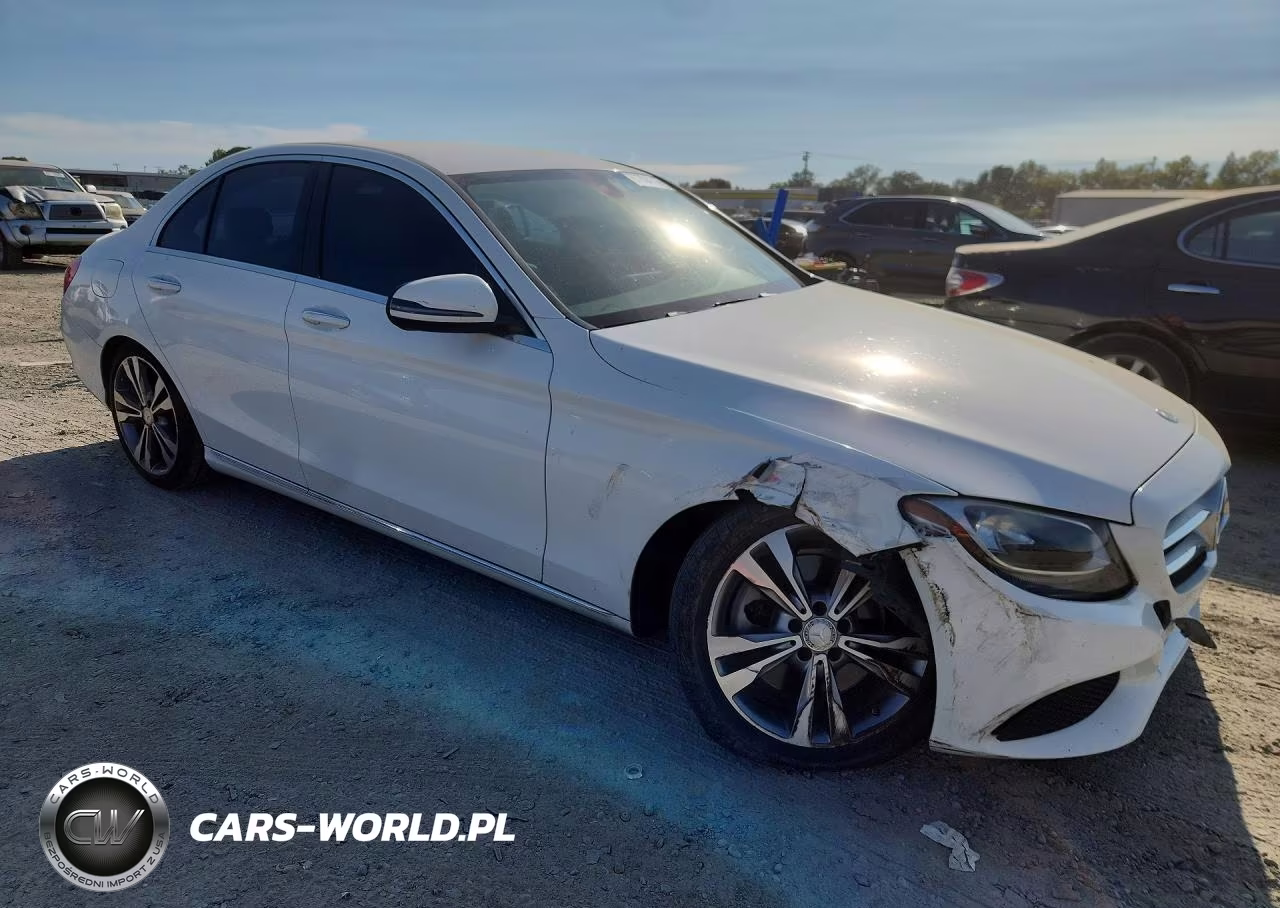 2016 Mercedes-Benz C 300 VIN:55SWF4JB1GU176582 - 4