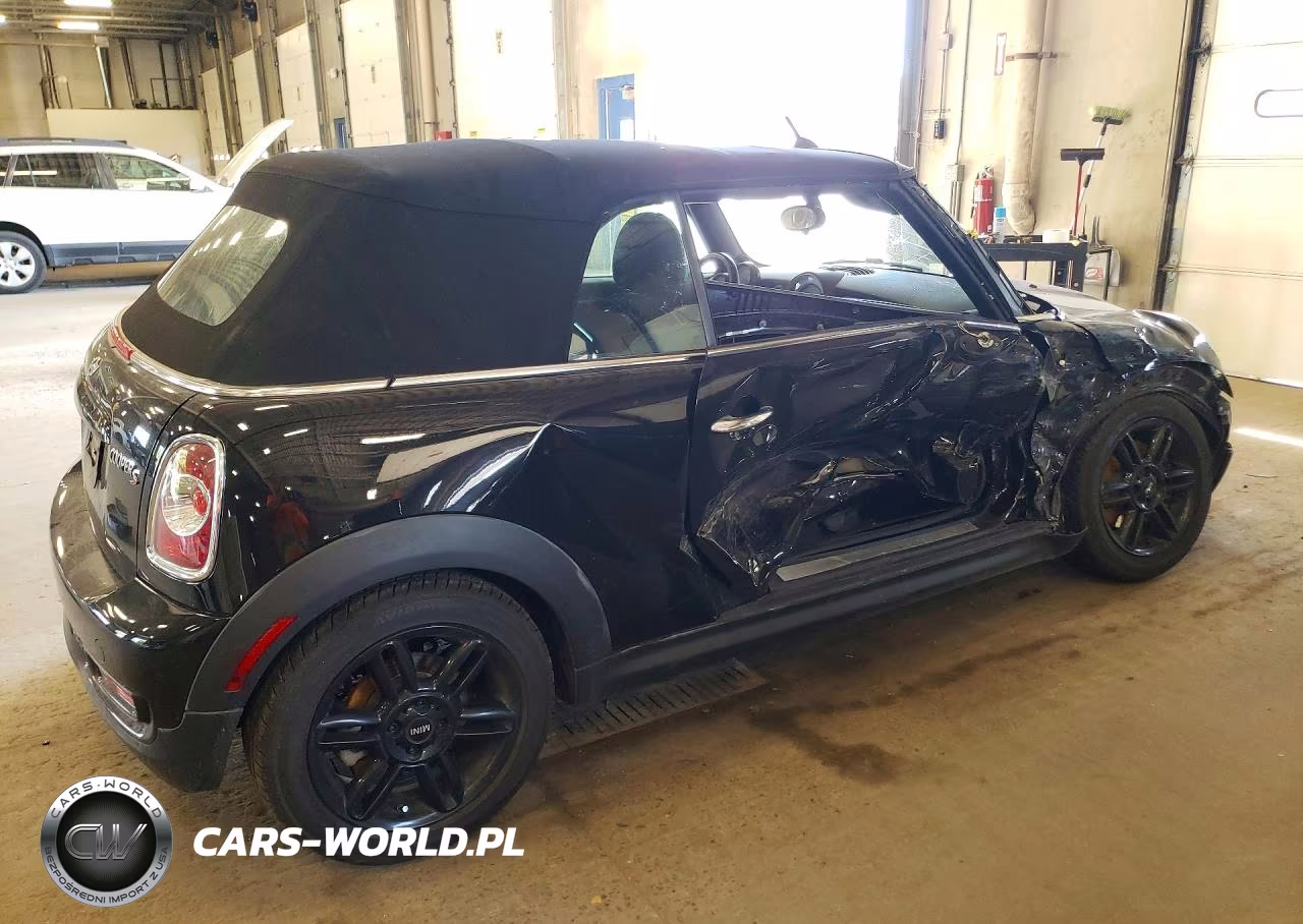 2015 Mini Cooper S VIN:WMWZP3C5XFT299111 - 3