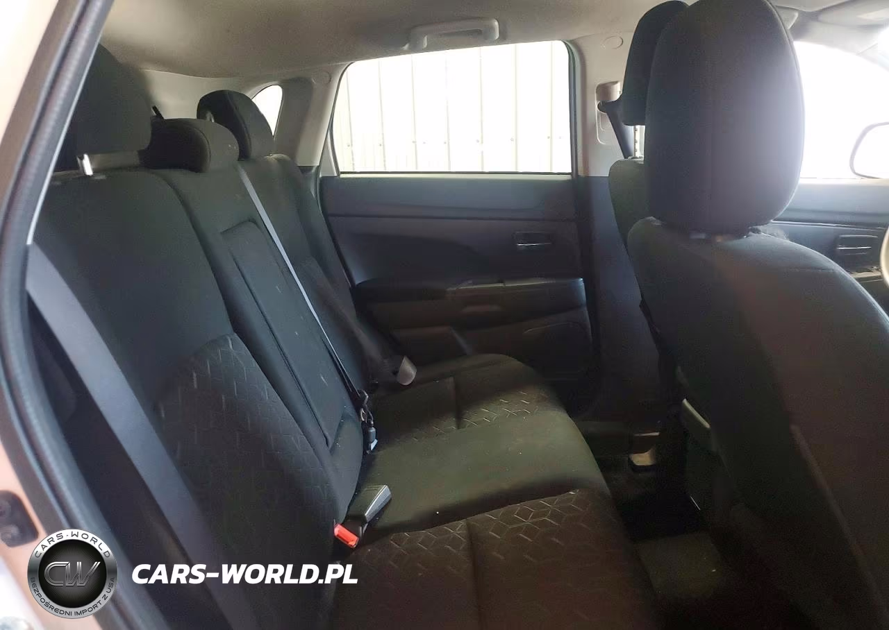 2023 Mitsubishi Outlander Sport S-Se VIN:JA4ARUAU4PU011342 - 11