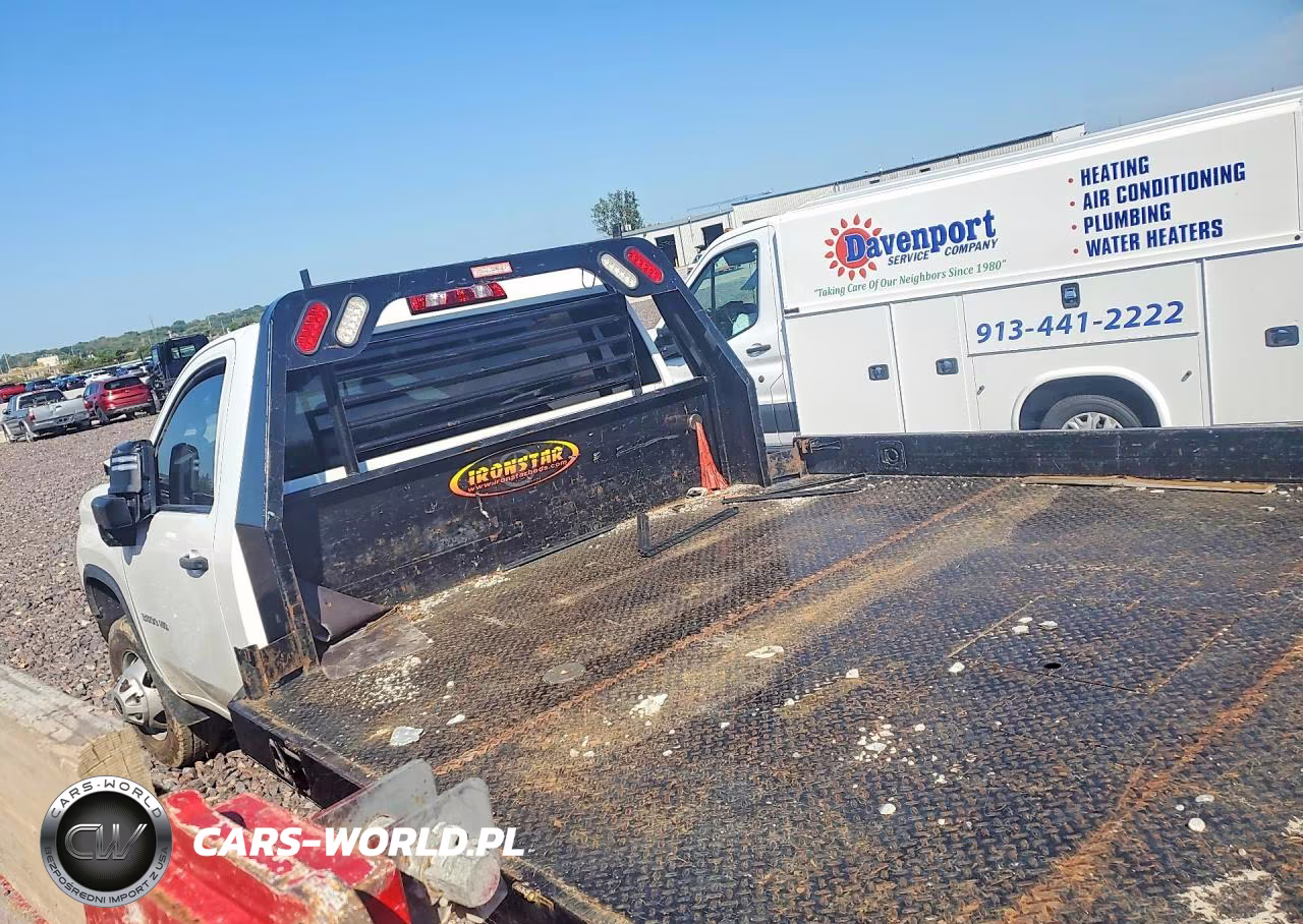 2022 Chevrolet Silverado C3500 VIN:1GB3WRE71NF189997 - 2