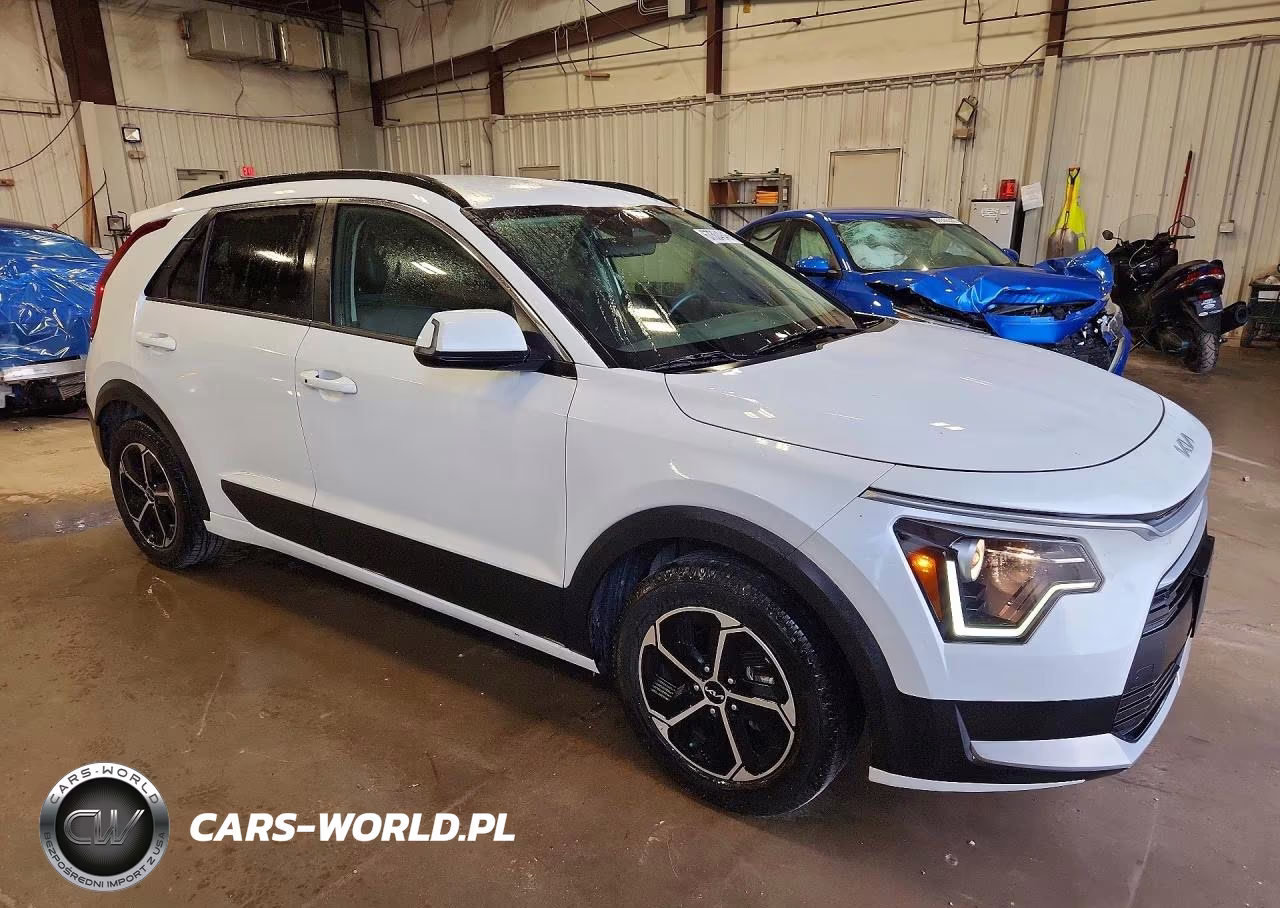 2023 Kia Niro Ex VIN:KNDCR3LE6P5052547 - 4