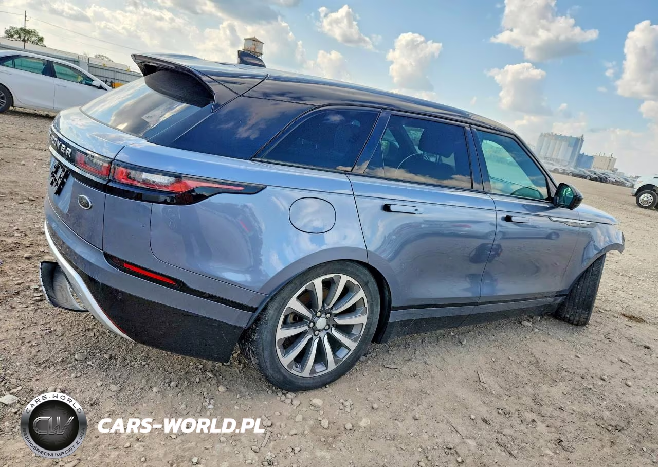 2018 Land Rover Range Rover Velar S VIN:SALYB2RV0JA719700 - 3