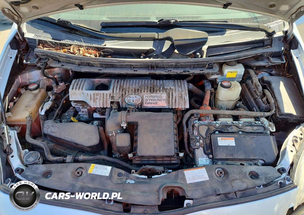2015 Toyota Prius Two VIN:JTDKN3DU6F0476402 - 11