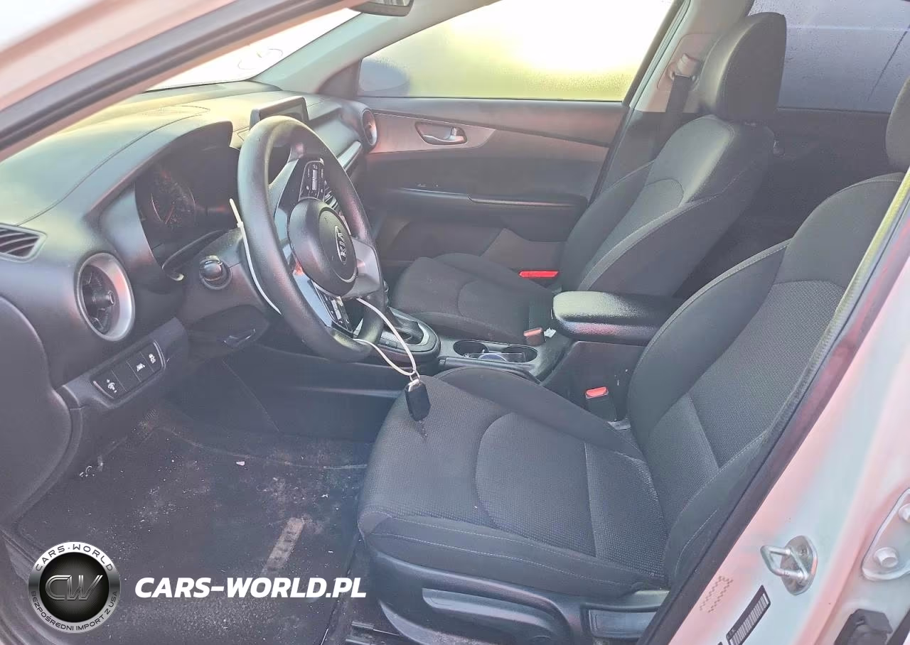 2020 Kia Forte Lxs VIN:3KPF24AD7LE252093 - 7