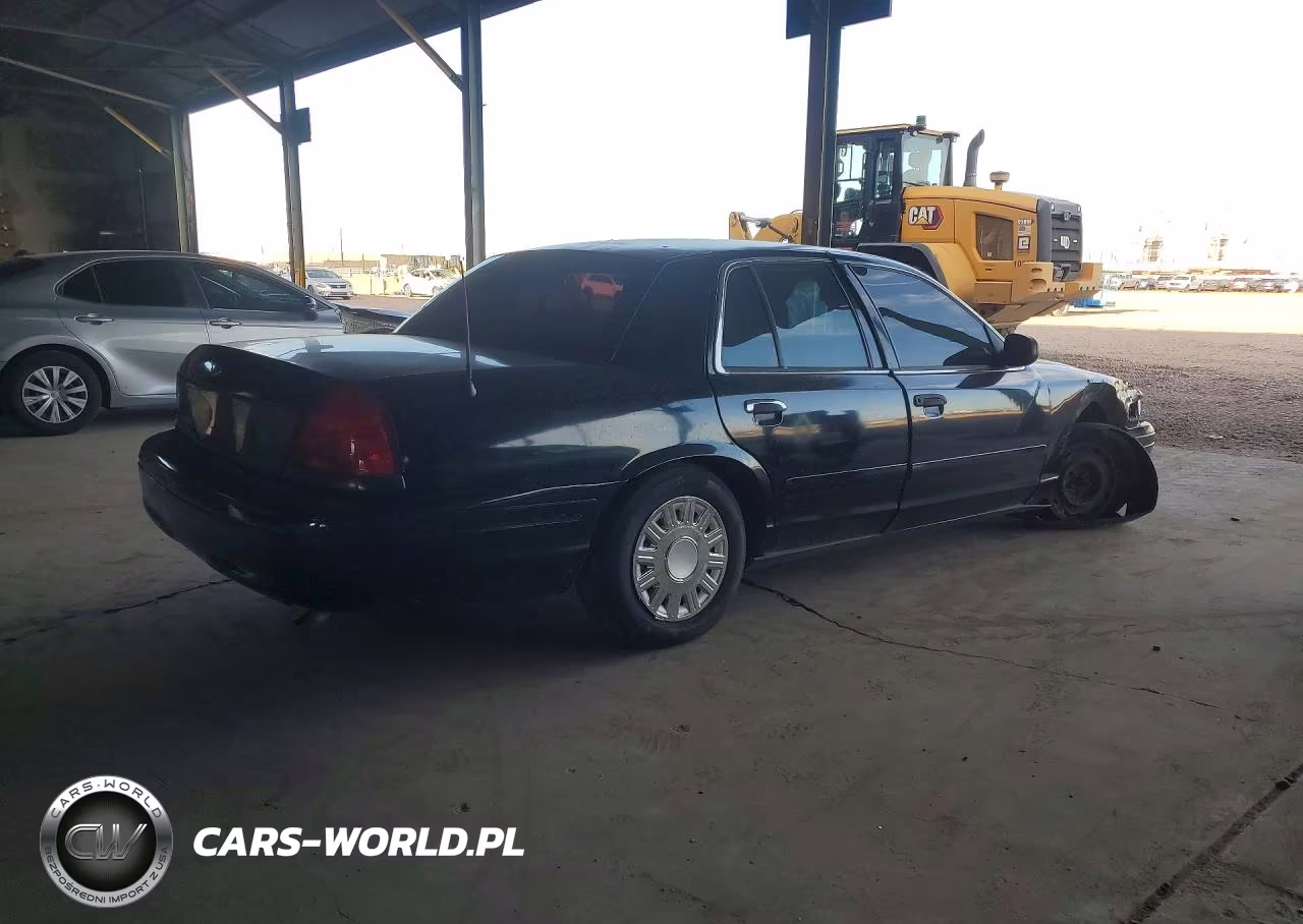 2005 Ford Crown Victoria Police Interceptor VIN:2FAHP71WX5X153364 - 3