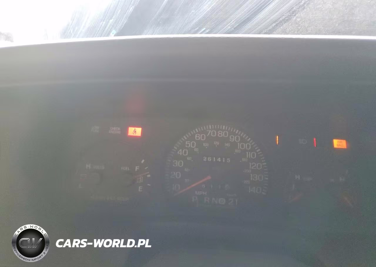 2005 Ford Crown Victoria Police Interceptor VIN:2FAHP71WX5X153364 - 9