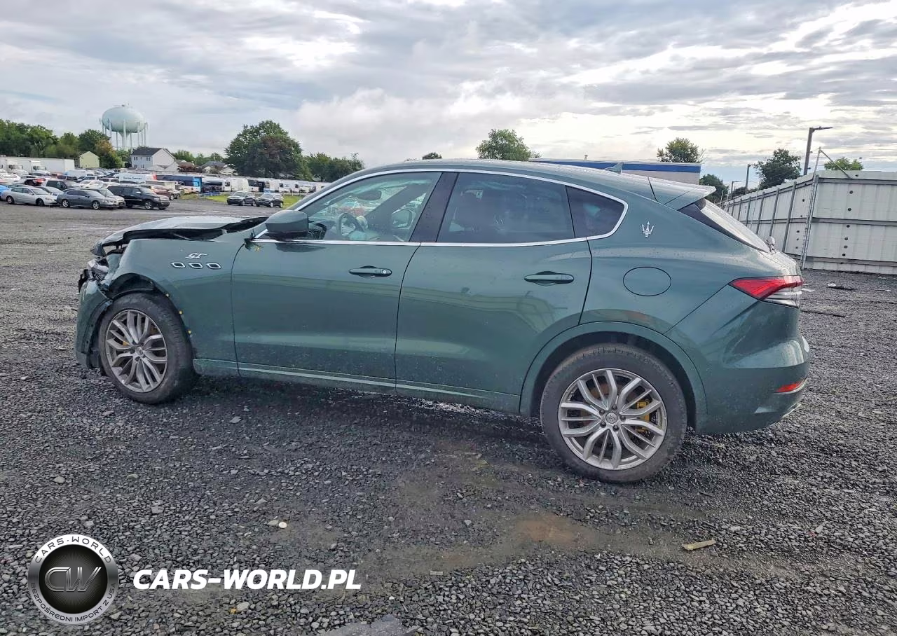 2022 Maserati Levante Base VIN:ZN661XUA6NX393504 - 2