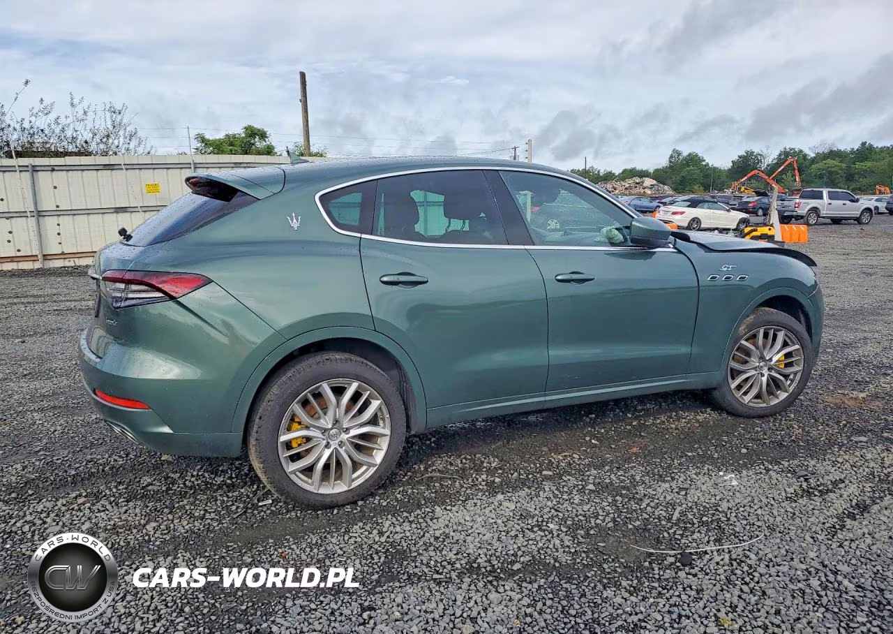 2022 Maserati Levante Base VIN:ZN661XUA6NX393504 - 3