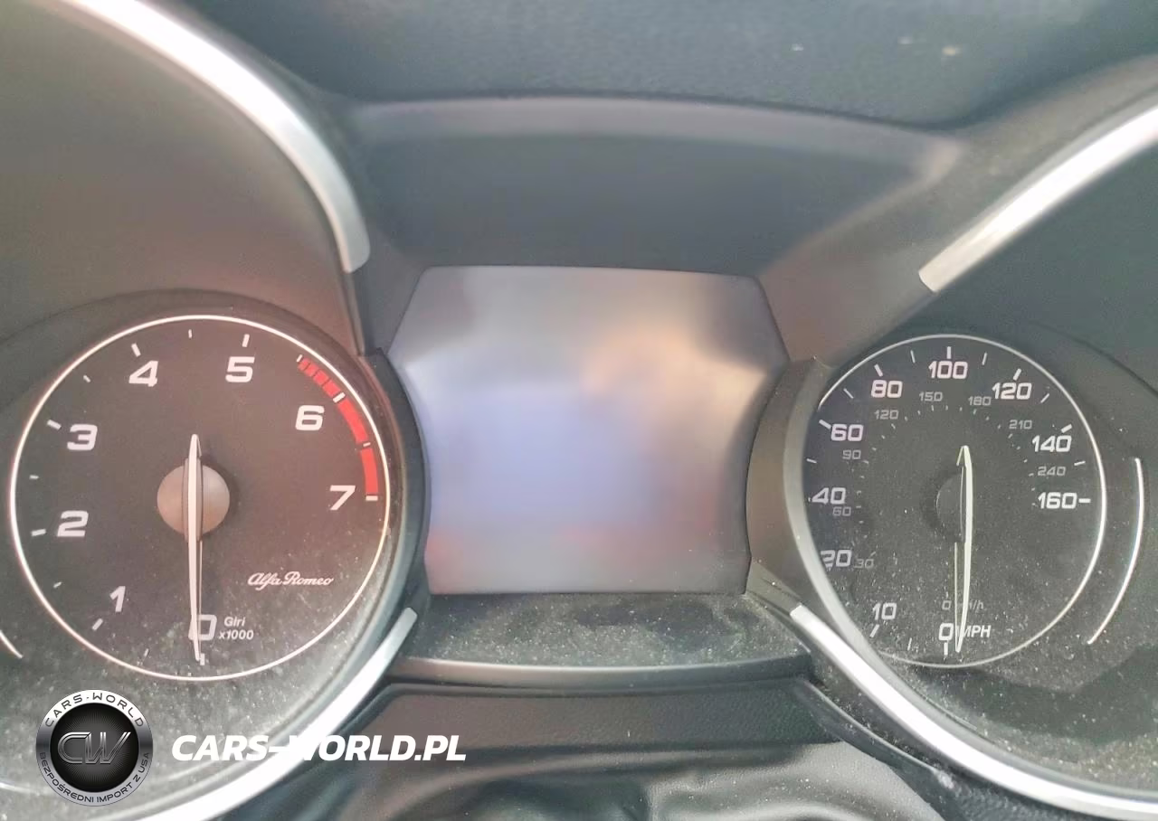 2019 Alfa Romeo Stelvio VIN:ZASPAJAN3K7C71678 - 9