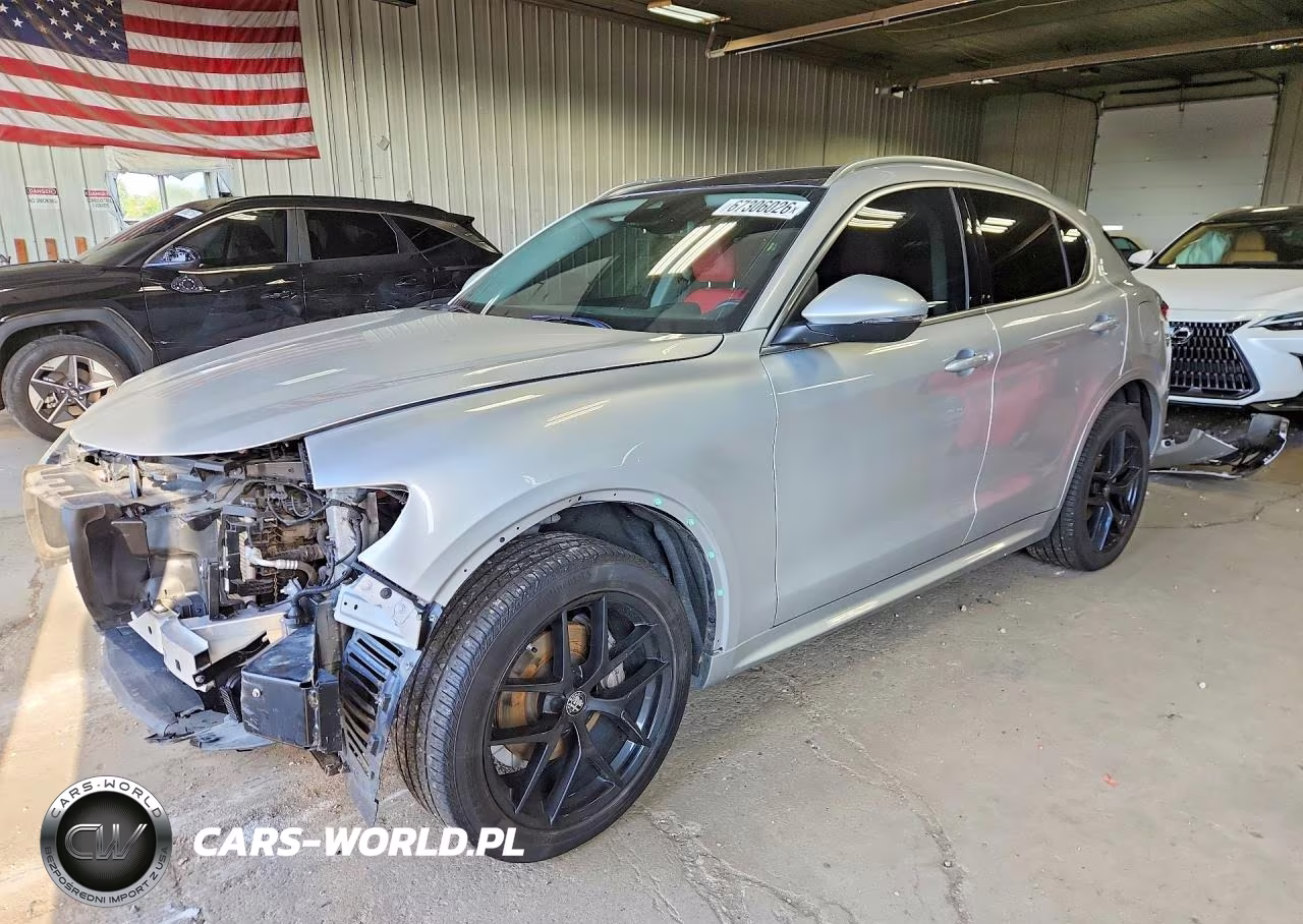 2021 Alfa Romeo Stelvio Ti