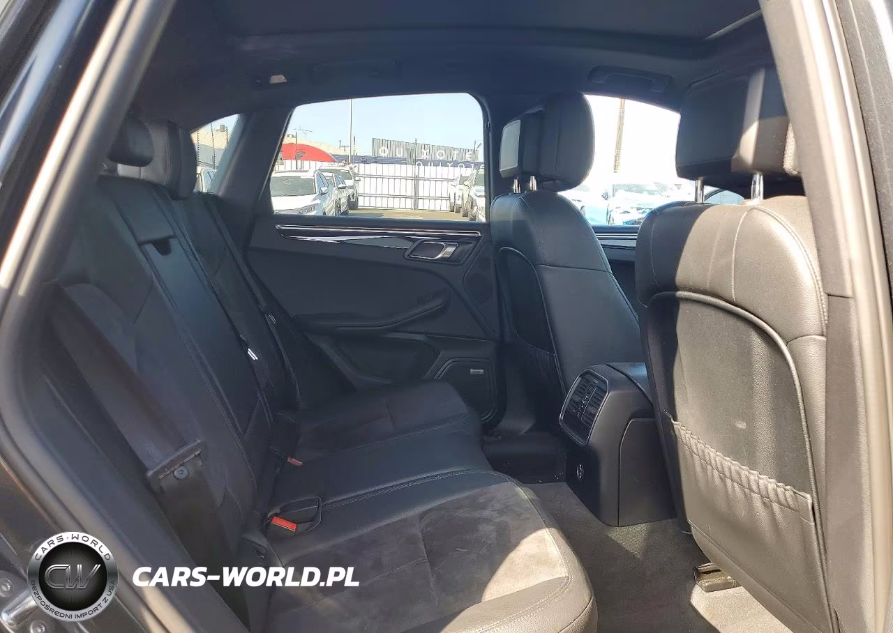 2020 Porsche Macan VIN:WP1AA2A51LLB01976 - 11