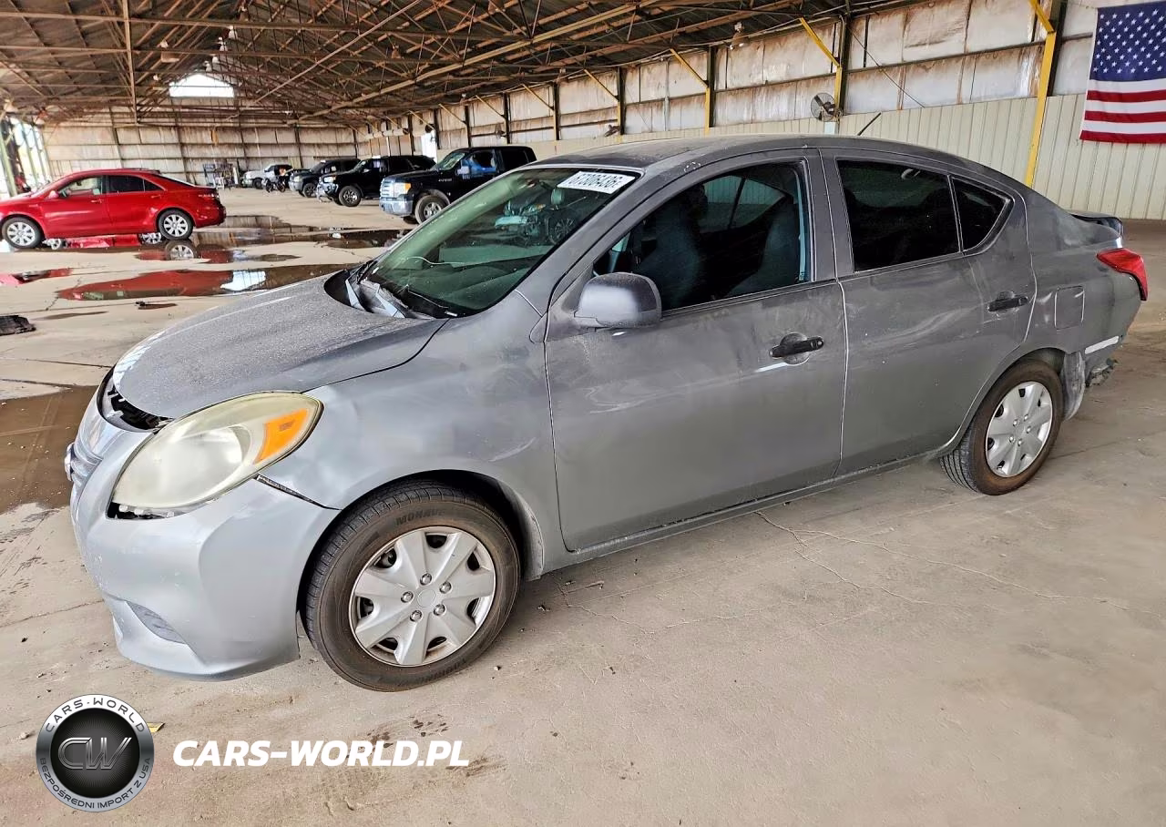 2014 Nissan Versa 1.6 S