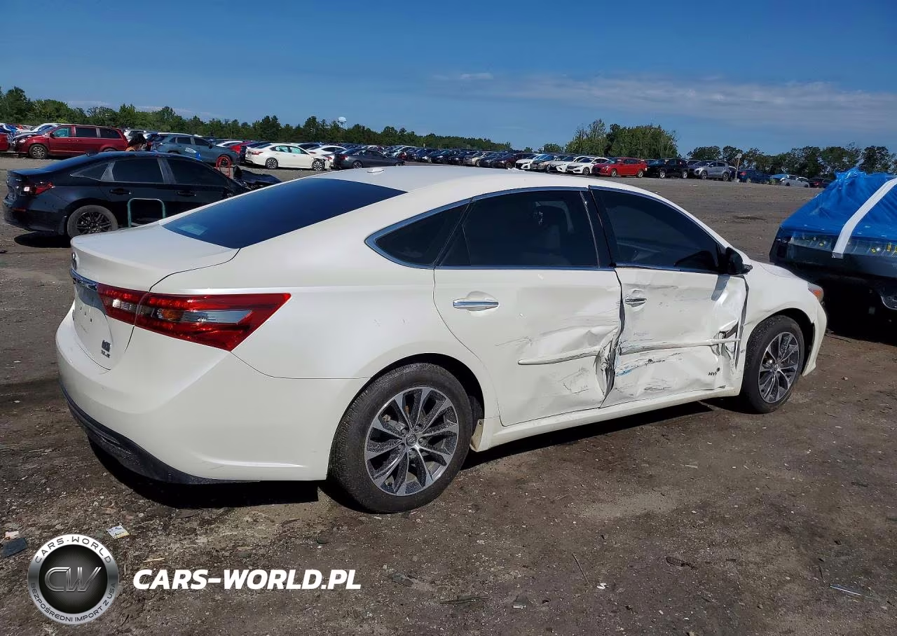 2018 Toyota Avallon VIN:4T1BD1EB3JU064844 - 3