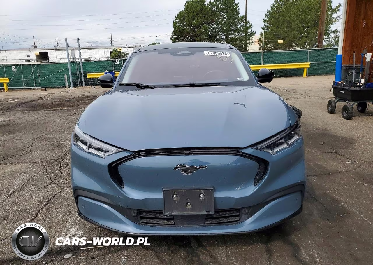 2023 Ford Mustang Mach-E Premium VIN:3FMTK3SU9PMA33560 - 5