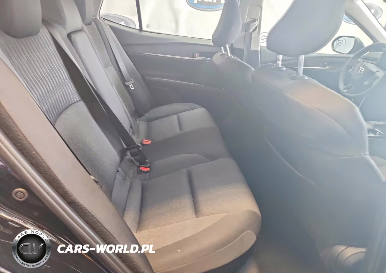 2026 Toyota Camry Le VIN:4T1DAACK8TU227625 - 10