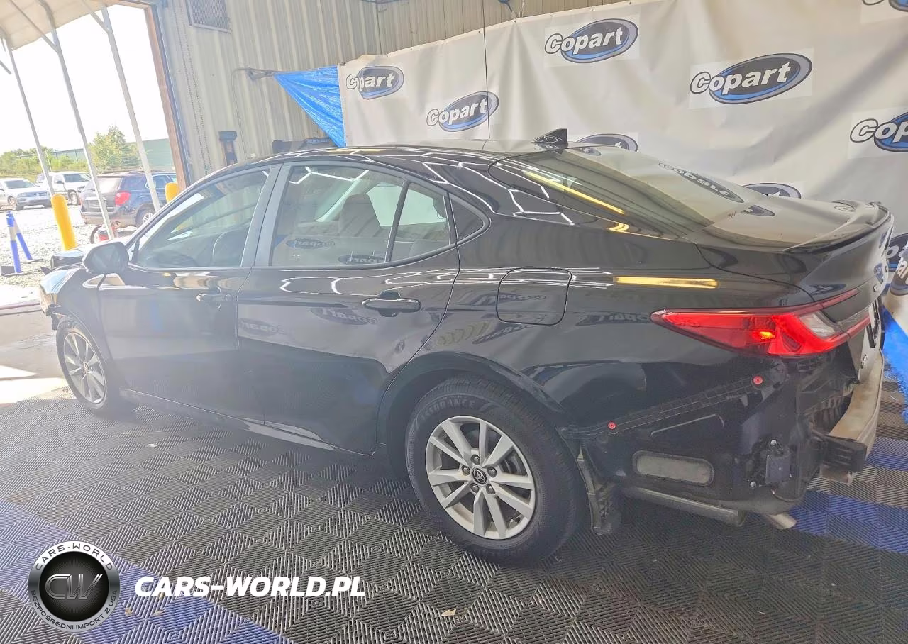 2026 Toyota Camry Le VIN:4T1DAACK8TU227625 - 2