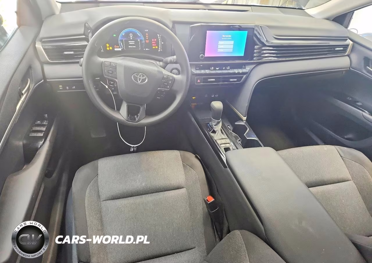 2026 Toyota Camry Le VIN:4T1DAACK8TU227625 - 8