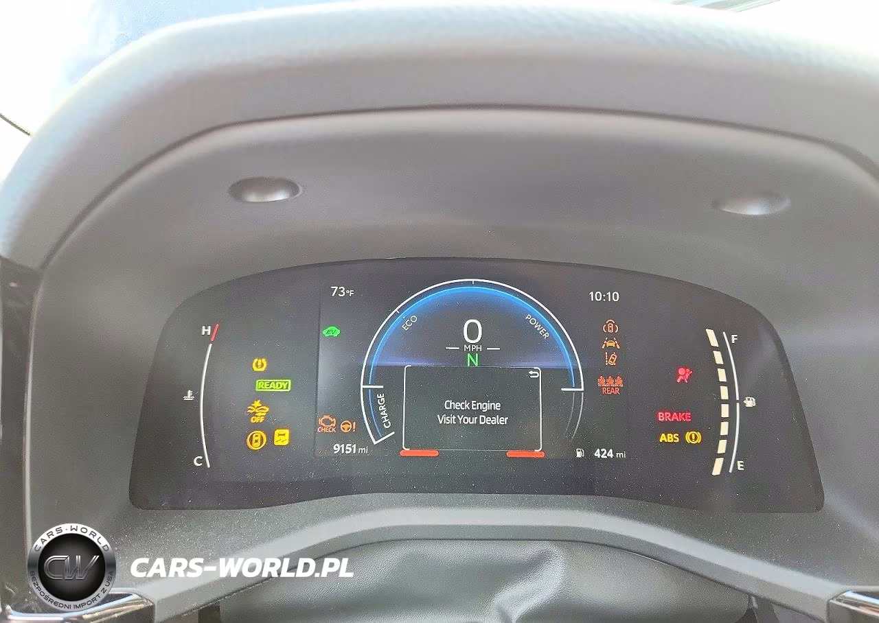 2026 Toyota Camry Le VIN:4T1DAACK8TU227625 - 9