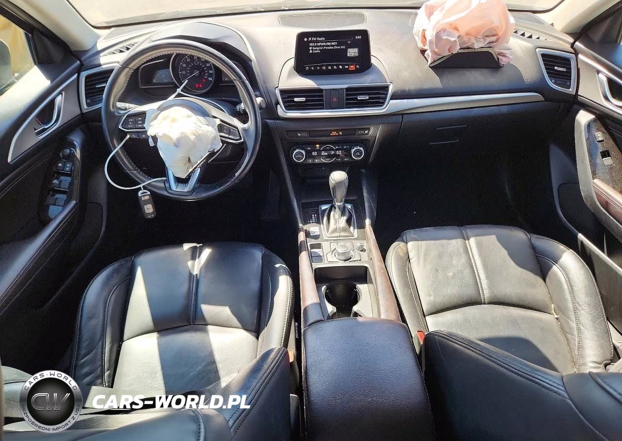 2018 Mazda 3 Touring VIN:3MZBN1L34JM198678 - 8