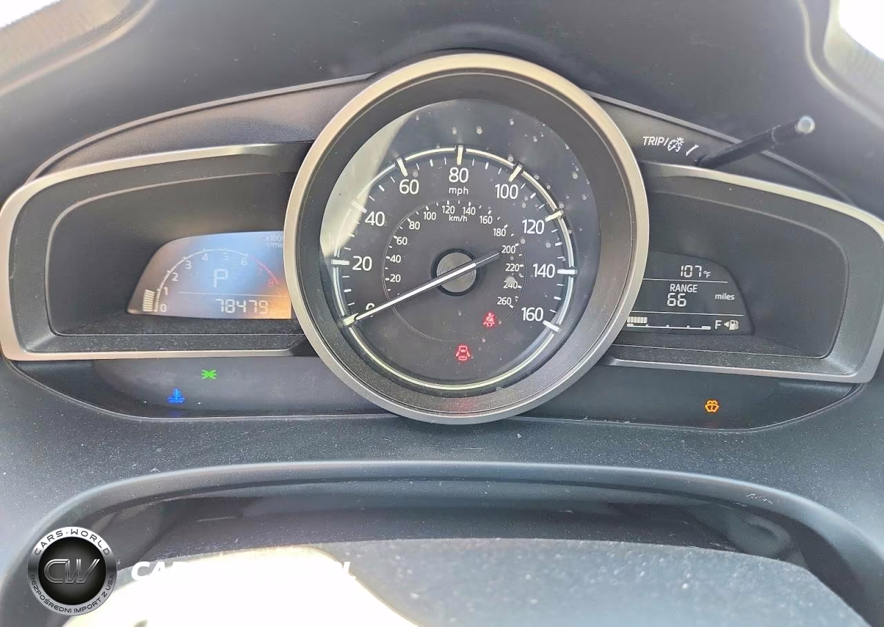 2018 Mazda 3 Touring VIN:3MZBN1L34JM198678 - 9