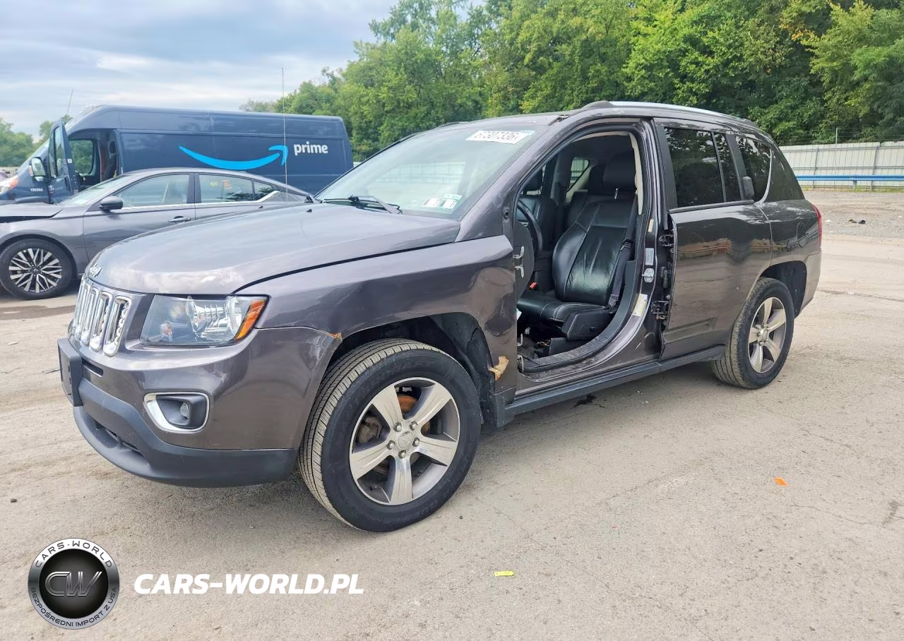 2017 Jeep Compass Latitude VIN:1C4NJDEBXHD152134 - 1