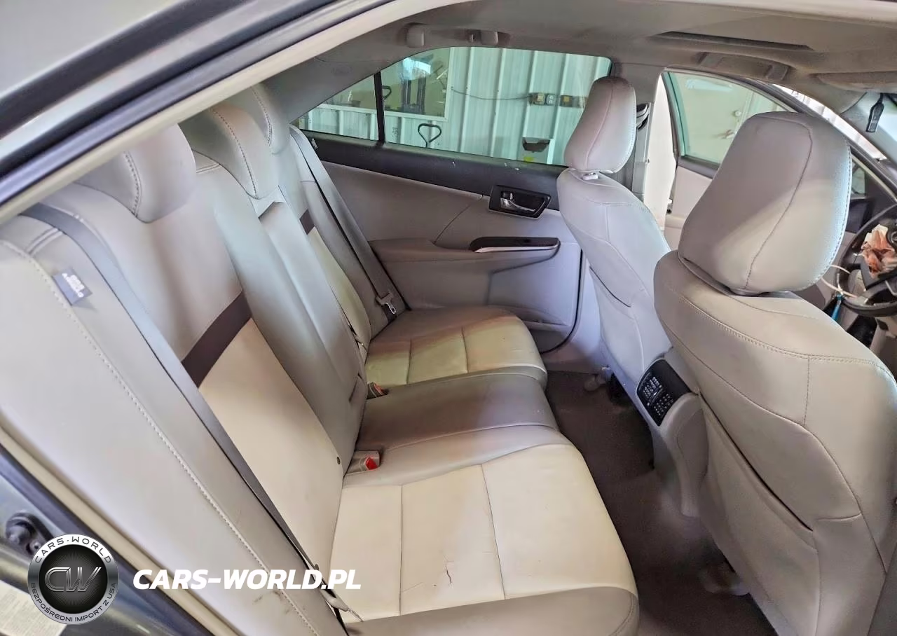2012 Toyota Camry Xle VIN:4T4BF1FK4CR204739 - 10