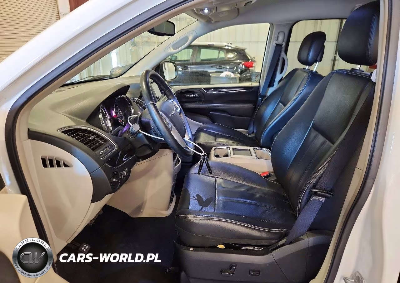 2013 Chrysler Town & Country Touring VIN:2C4RC1BG4DR787545 - 7