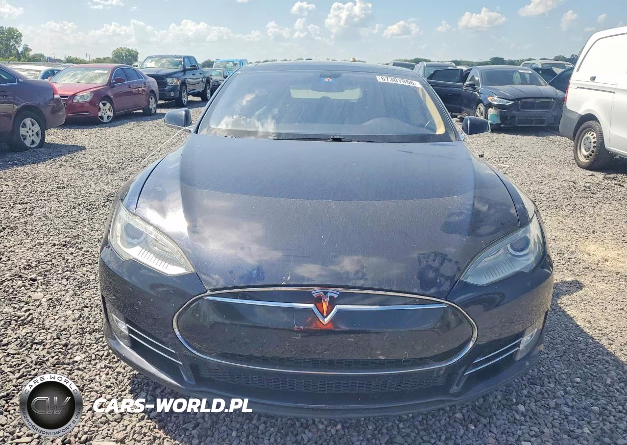 2013 Tesla Model S P85 VIN:5YJSA1CN2DFP04534 - 5