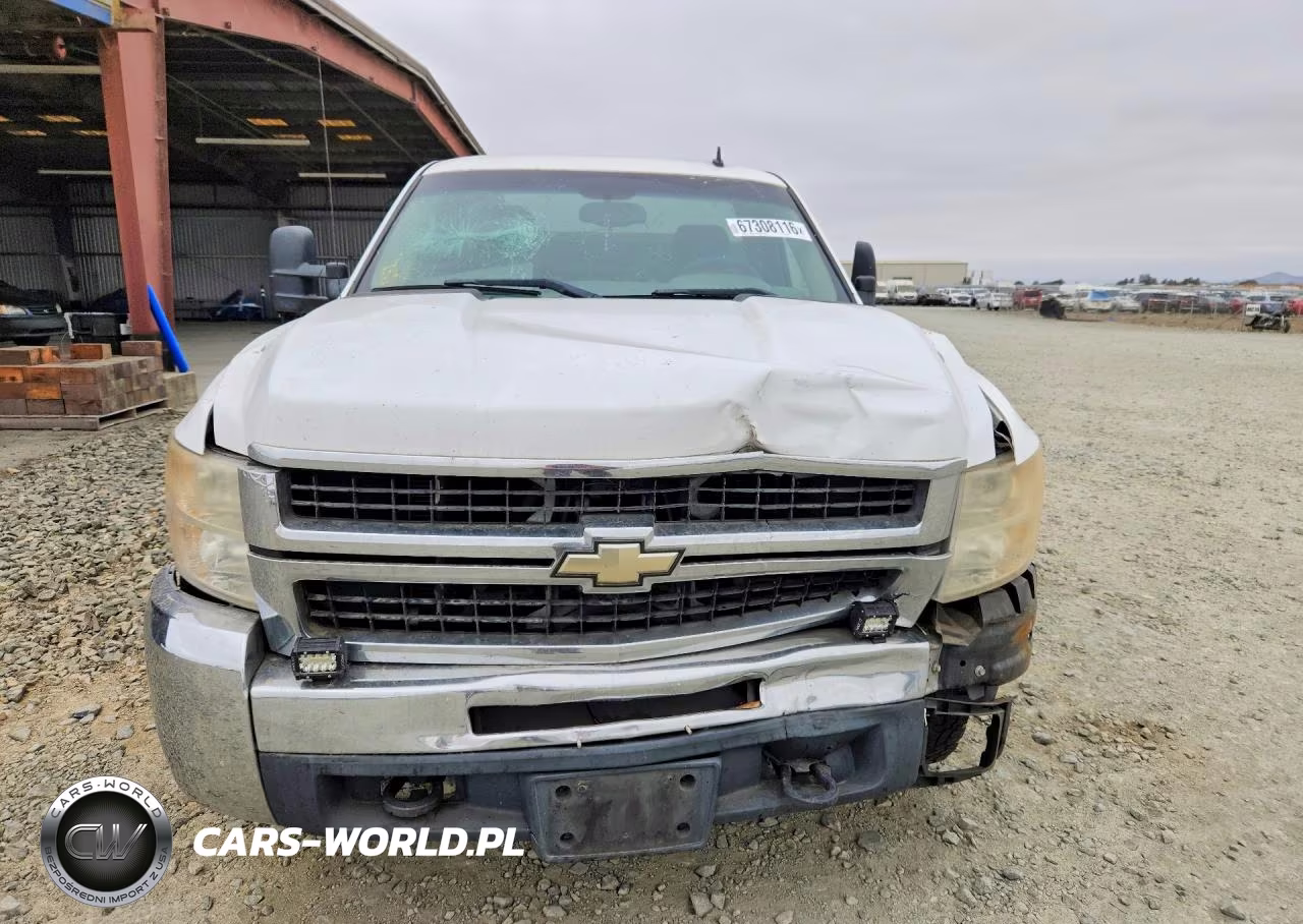 2008 Chevrolet Silverado C2500 Heavy Duty VIN:1GBHC24K28E111167 - 5