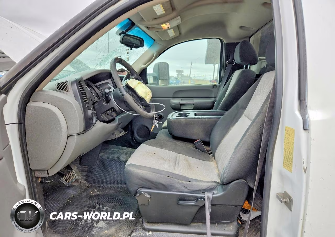 2008 Chevrolet Silverado C2500 Heavy Duty VIN:1GBHC24K28E111167 - 7