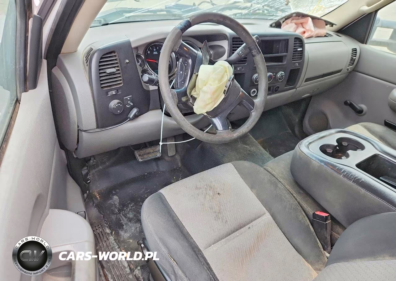 2008 Chevrolet Silverado C2500 Heavy Duty VIN:1GBHC24K28E111167 - 8