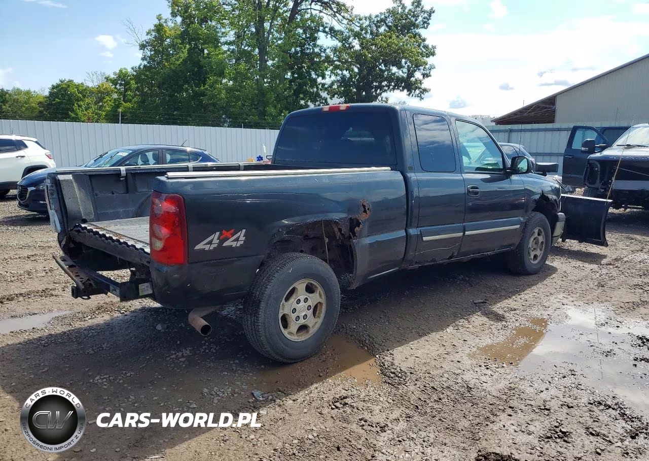 2003 Chevrolet Silverado K1500 VIN:2GCEK19V131405068 - 3