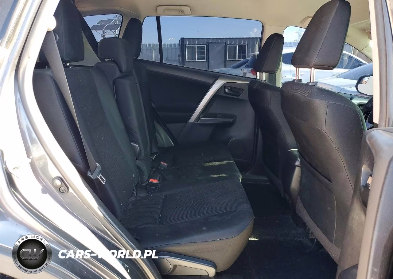 2018 Toyota Rav4 Le VIN:2T3ZFREV9JW492281 - 11