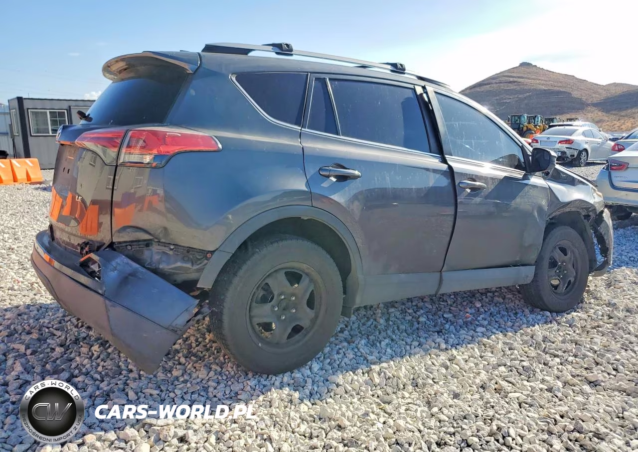 2018 Toyota Rav4 Le VIN:2T3ZFREV9JW492281 - 3