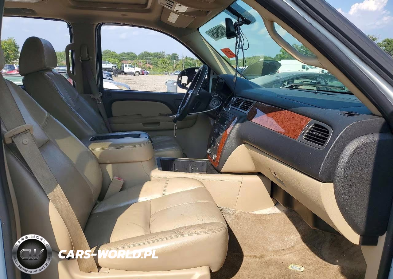 2007 Chevrolet Tahoe C1500 VIN:1GNFC13J27J342511 - 7