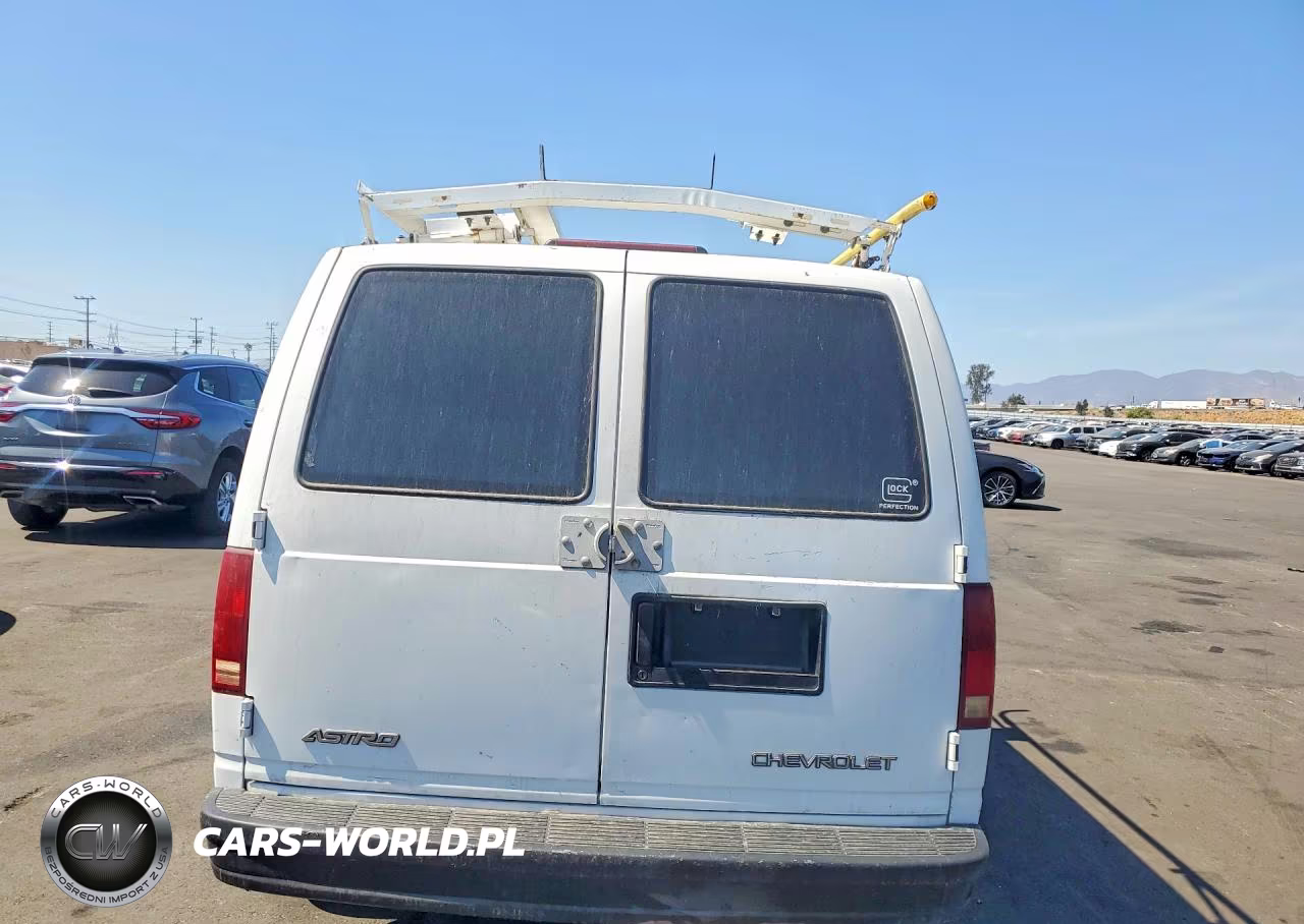 1999 Chev Astro VIN:1GCDM19W3XB193357 - 6