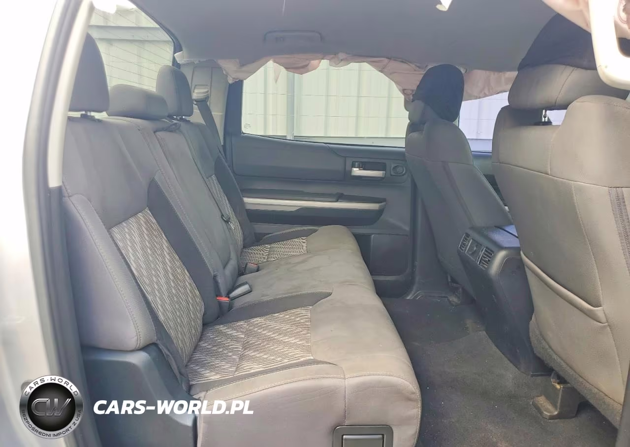 2018 Toyota Tundra Crewmax Sr5 VIN:5TFEY5F13JX240194 - 10